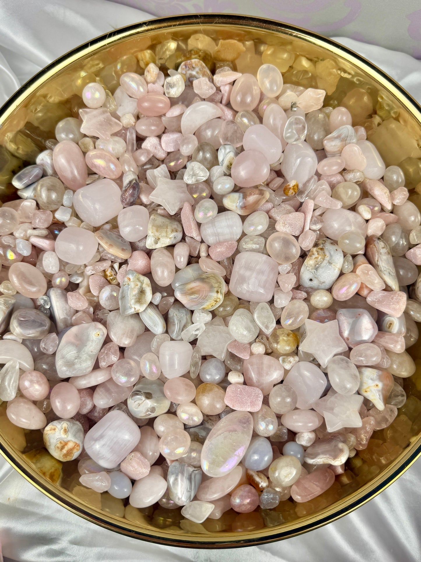 ✨NEW✨ aura bloom crystal confetti mix! 🧁🌸