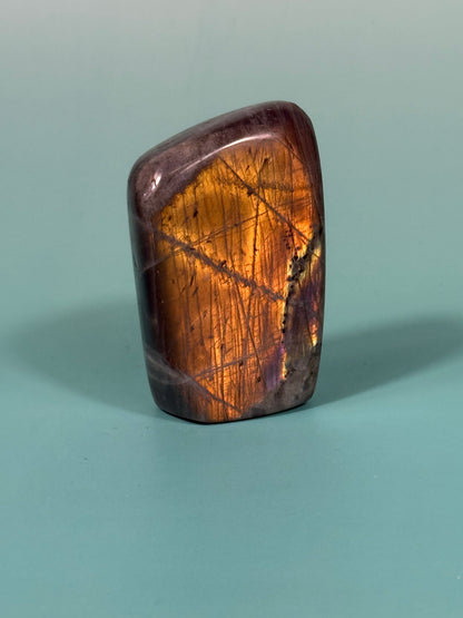 Orange / Purple flash small Labradorite free form AA