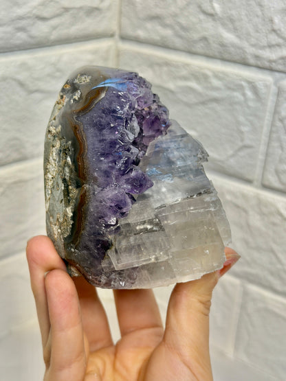 Juicy deep purple Uruguay amethyst with calcite E