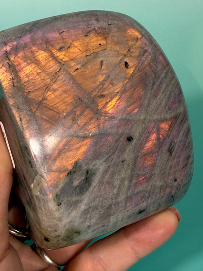 Sunset flash labradorite Freeform D