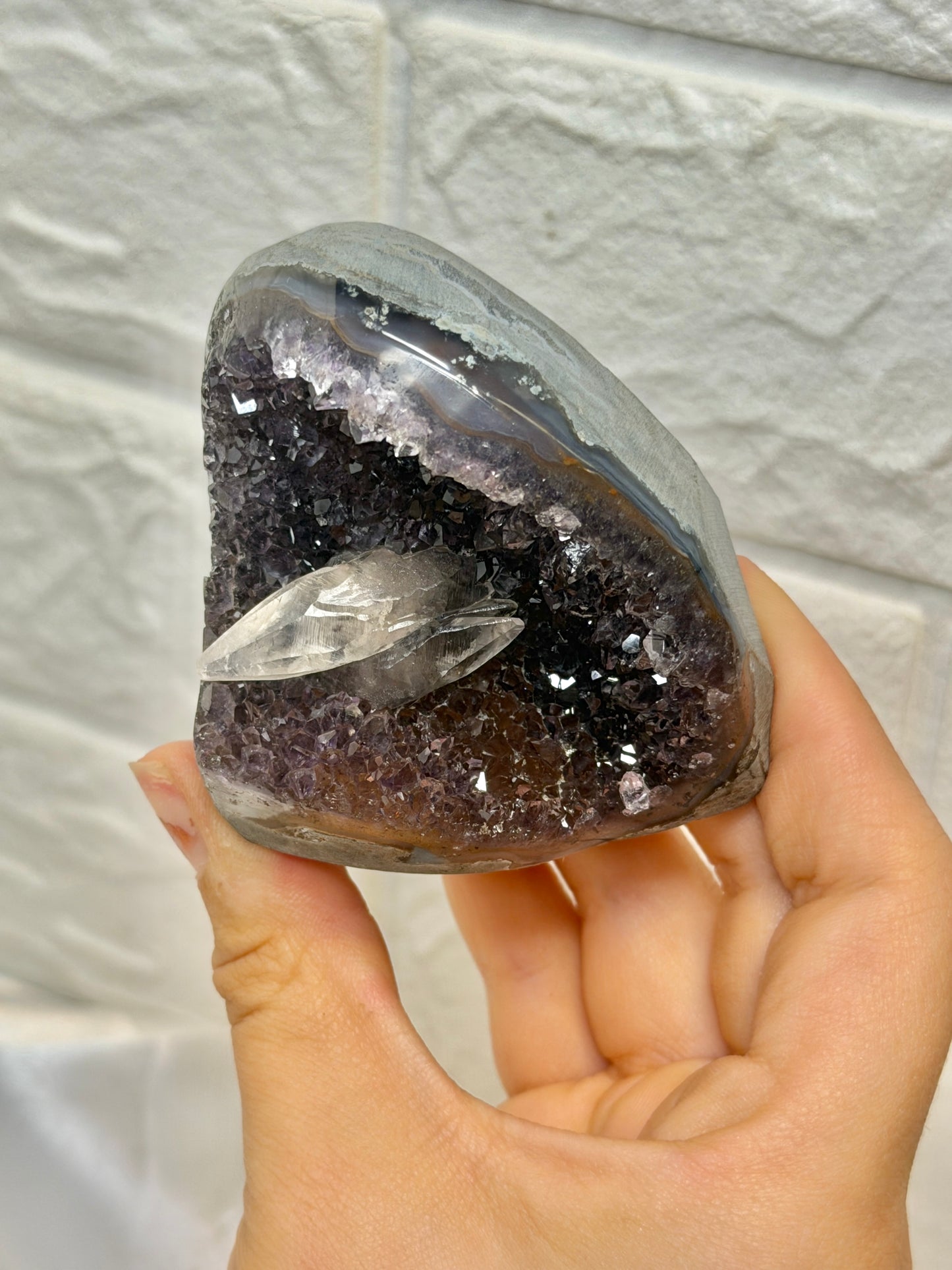 Stunning Uruguay purple amethyst with calcite points K