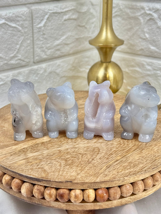 1 beautiful intuitive agate bear