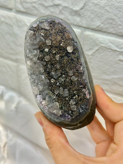Amazing sparkly Uruguay amethyst with calcite E