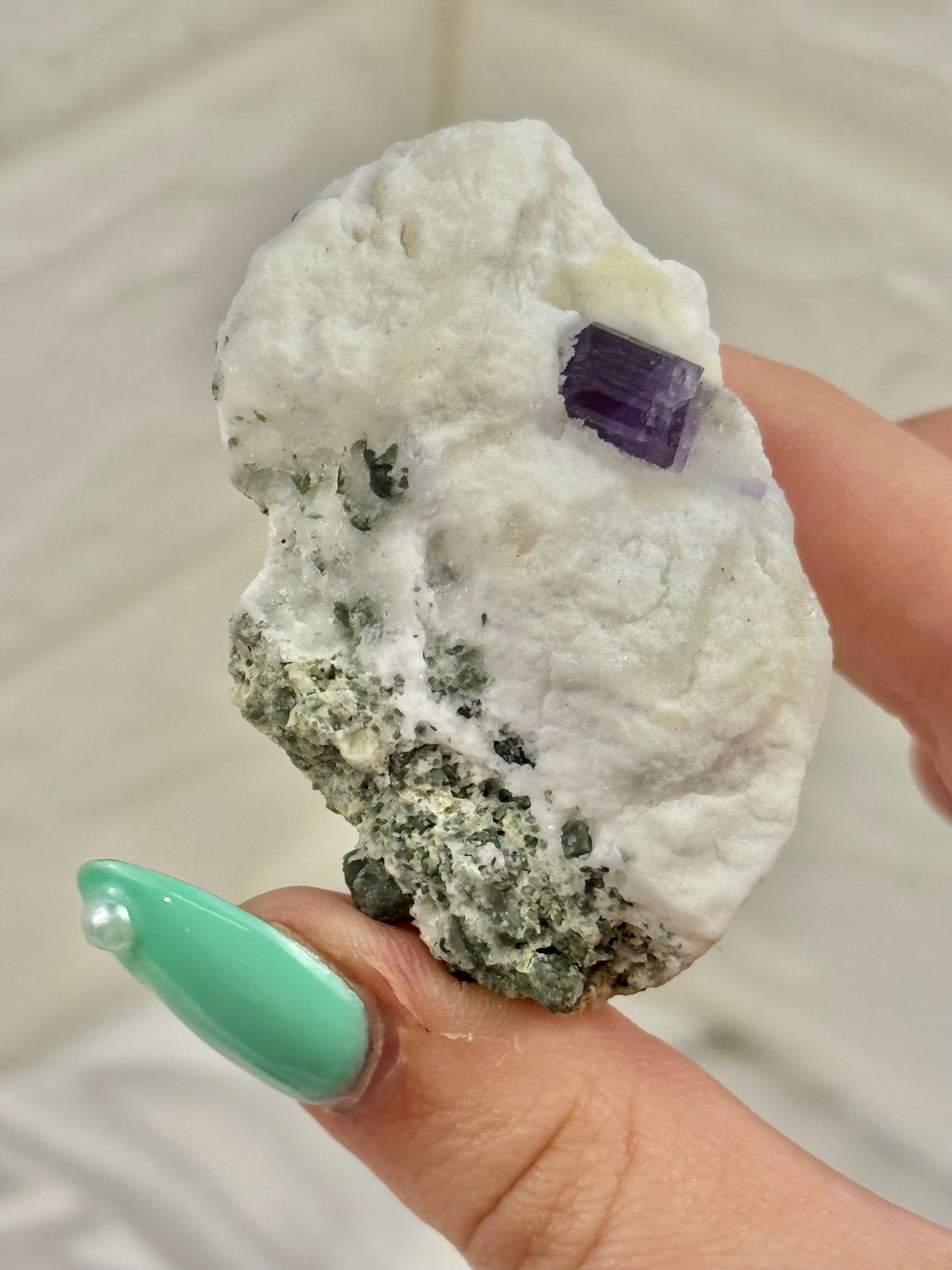1 purple scapolite specimen from Pakistan