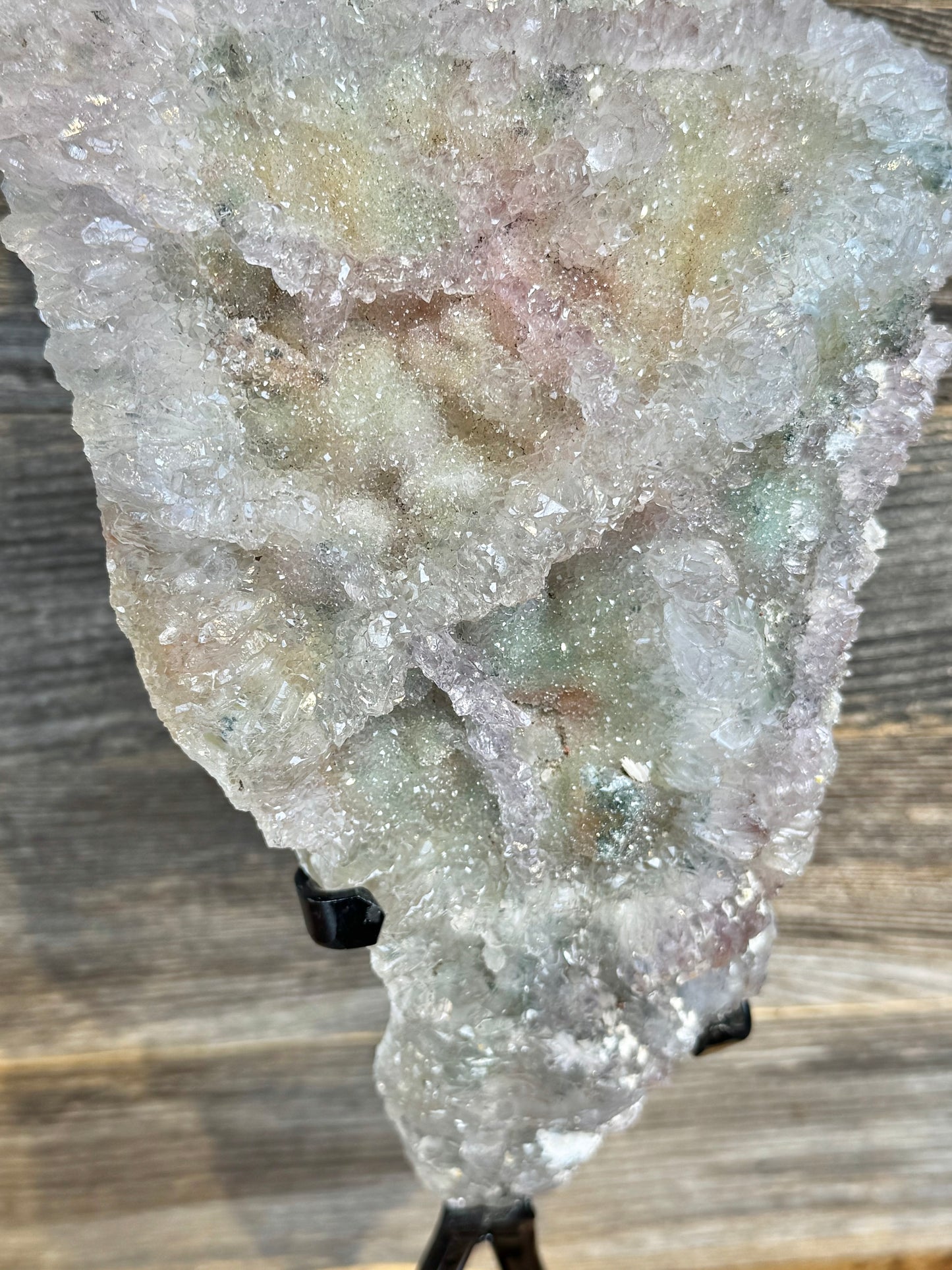 XL Incredible pastel sugar amethyst crust on stand from Brazil