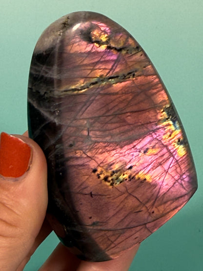 Purple flash labradorite Freeform U