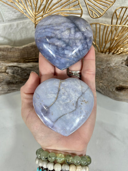 1 XL violet agate heart