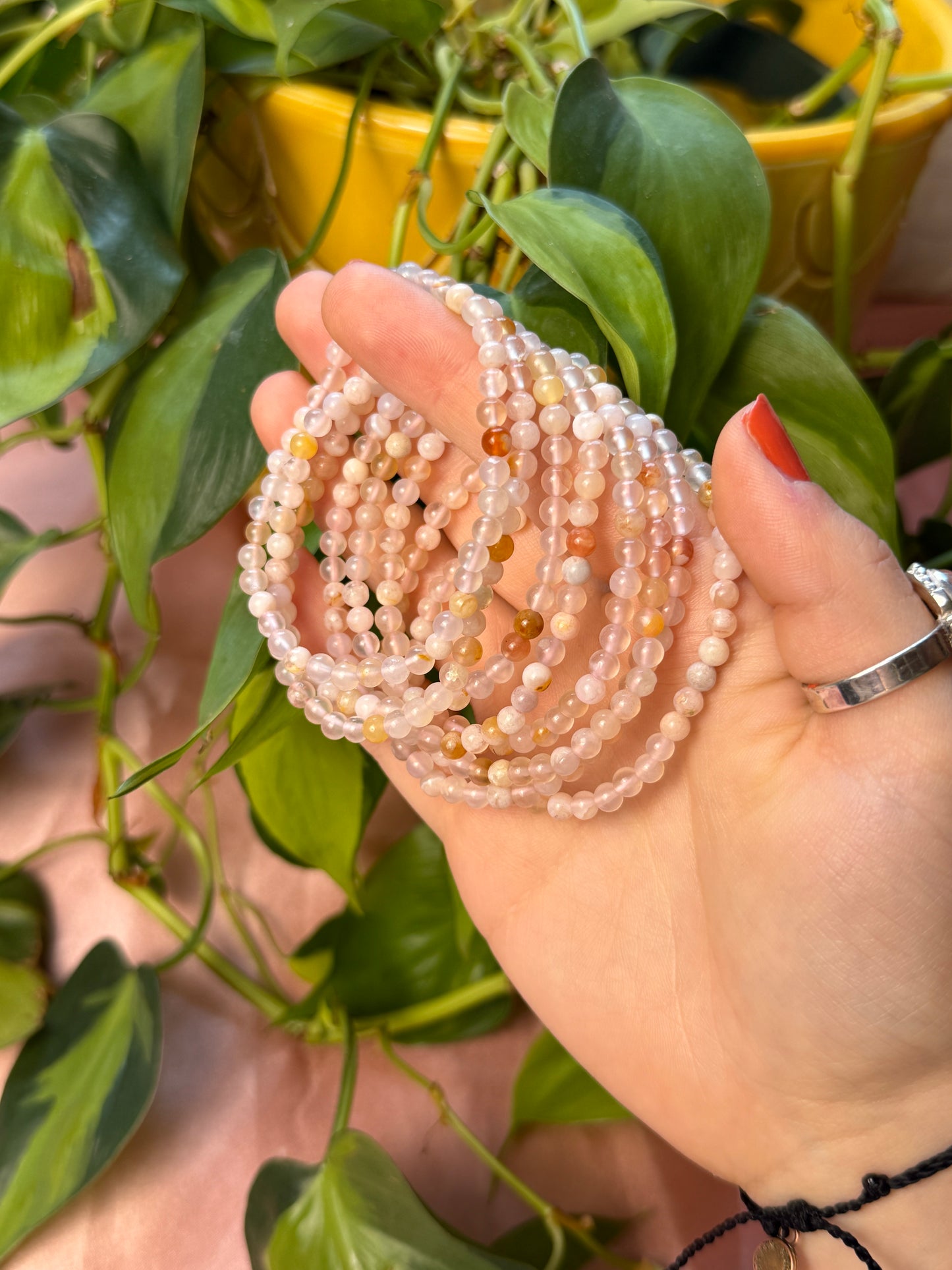 4MM “Cherry” Flower Agate bracelet