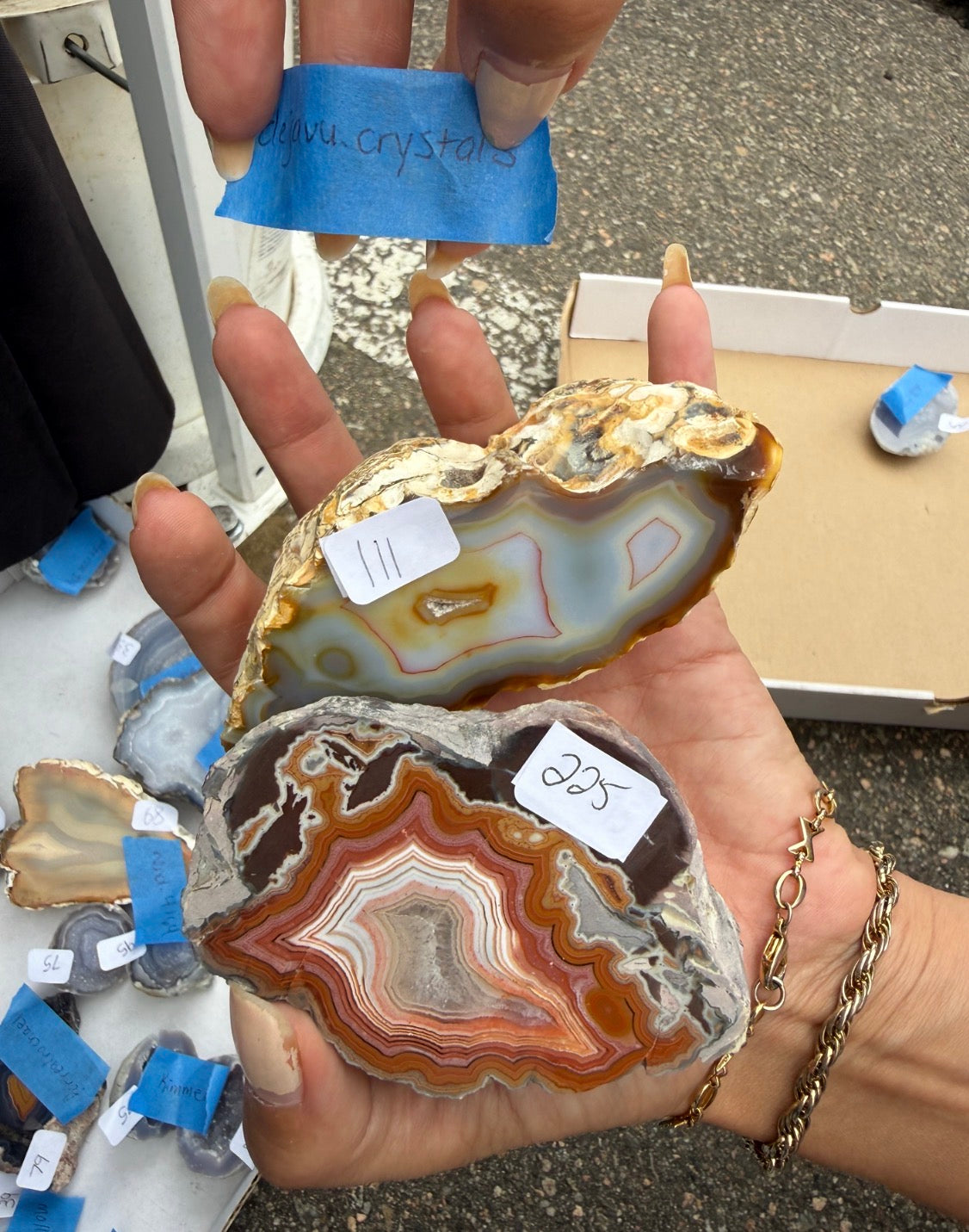 DeJaVucrystals - Agate