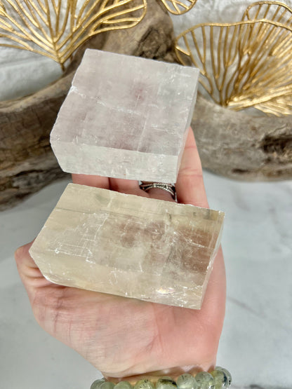 1 LG raw optical calcite block