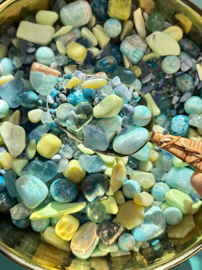 Limited edition ✨ frutiger aero crystal confetti mix! 🎉💚💎