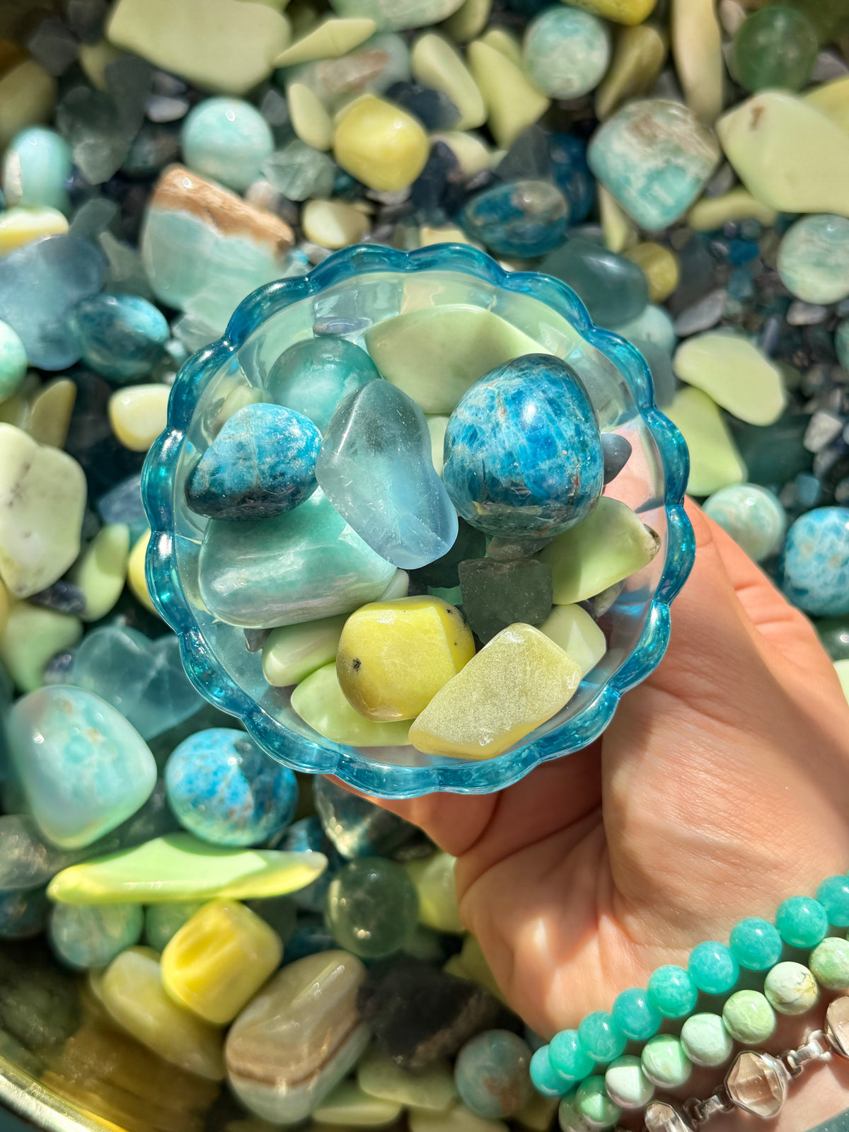Limited edition ✨ frutiger aero crystal confetti mix! 🎉💚💎