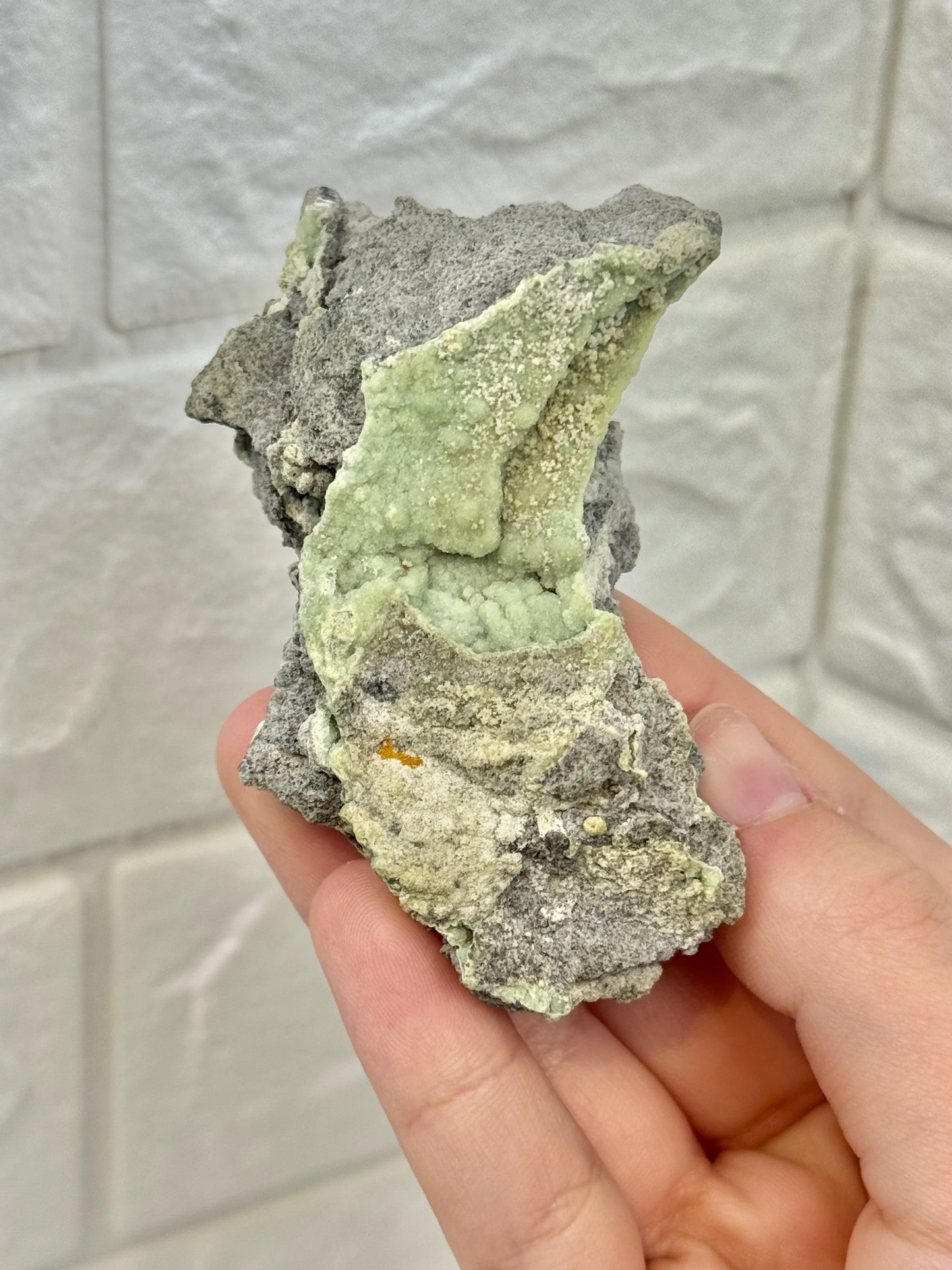 You pick! Wavellite specimens from Arkansas