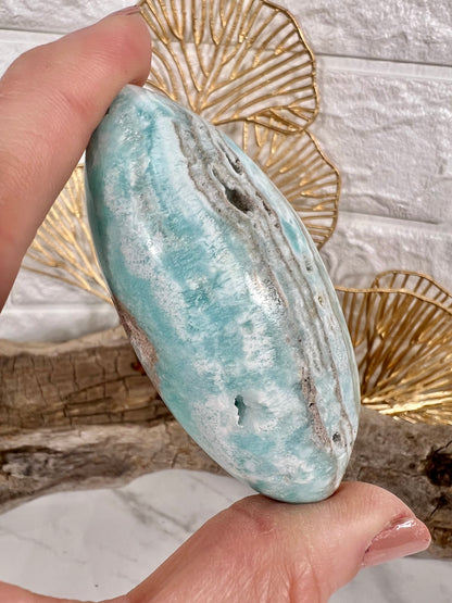 Large blue aragonite shiva