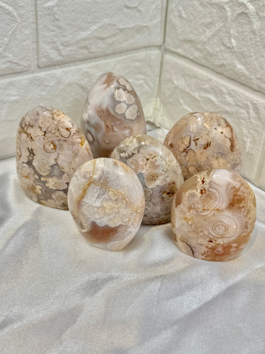 You pick! Flower agate Freeform’s from Madagascar