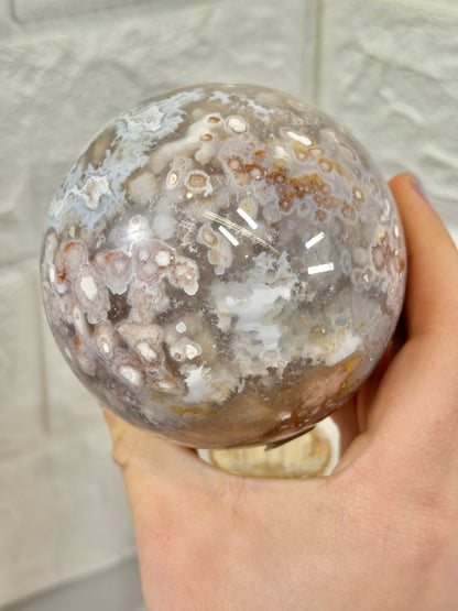 Stunning XL high grade flower agate sphere