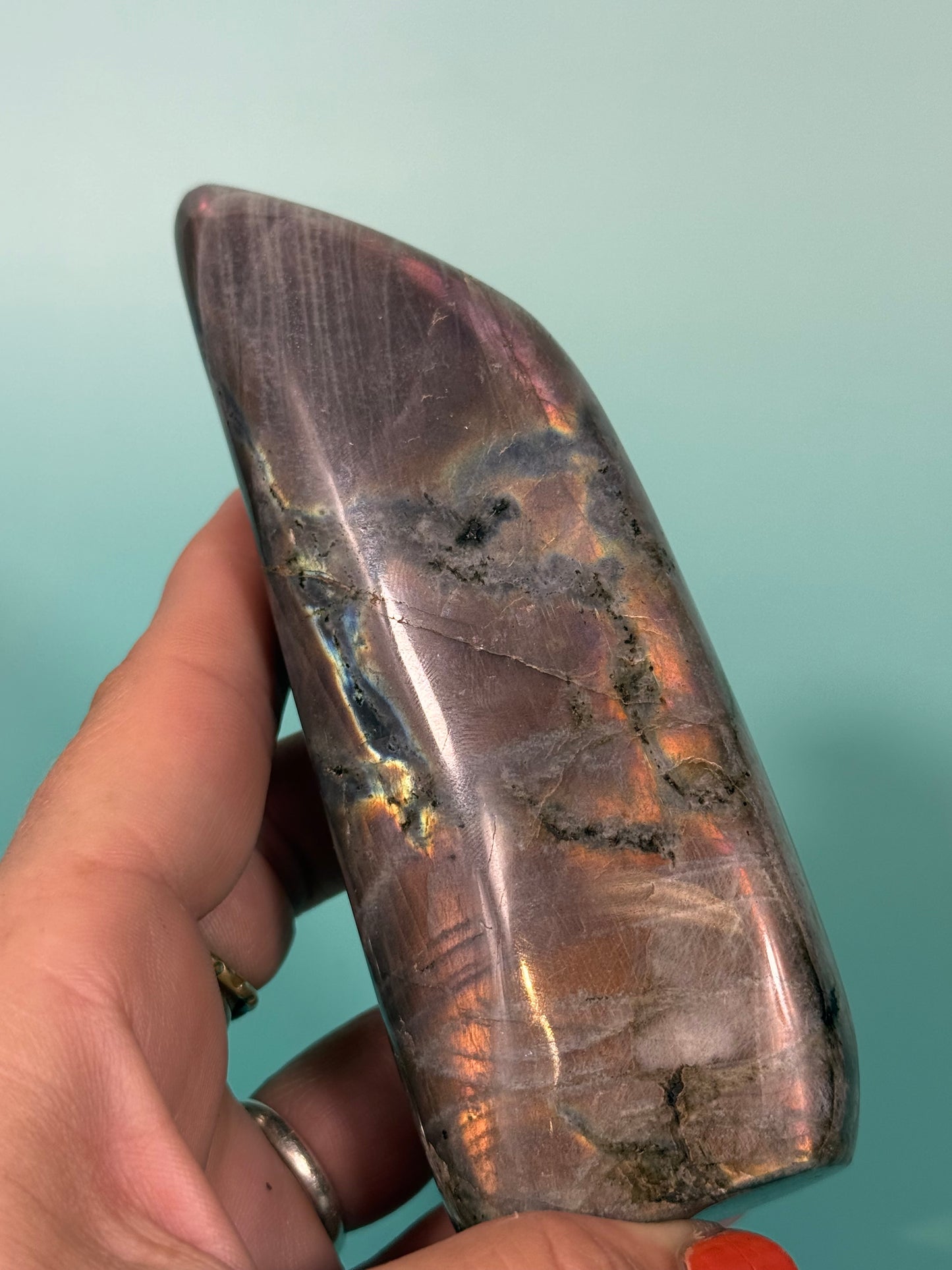 Gorgeous peach/pink flash labradorite Freeform L