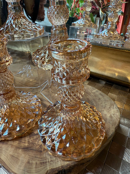 1 golden amber glass sphere holder (sphere not included)