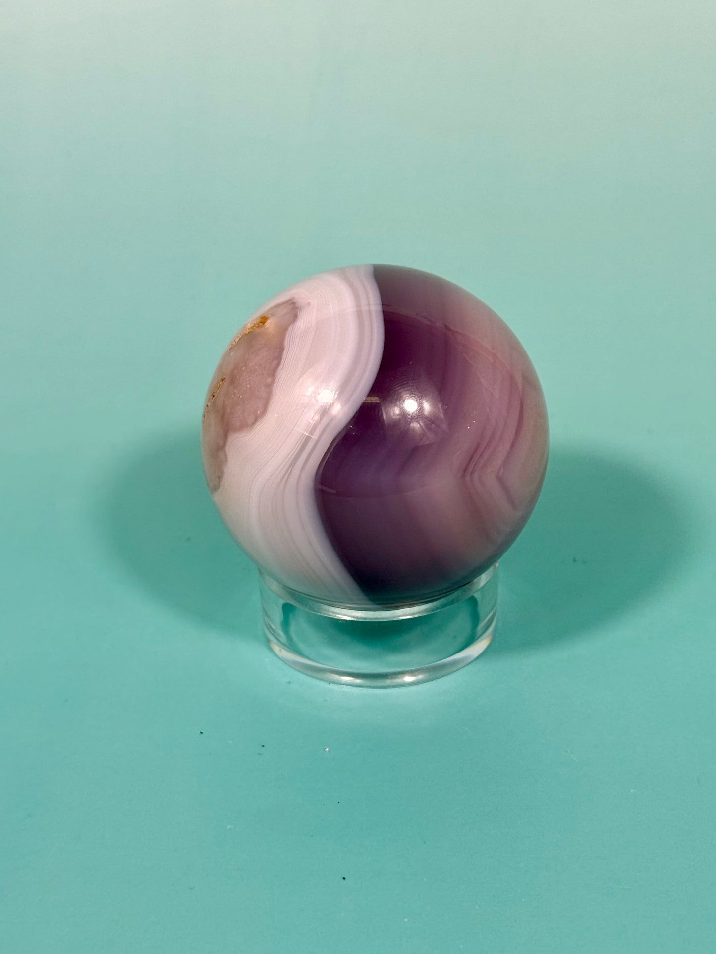 Pink jelly agate sphere Q (heated color)