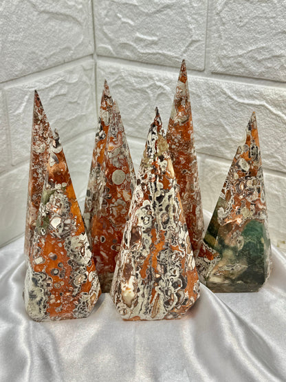 1 beautiful money agate point from Indonesia