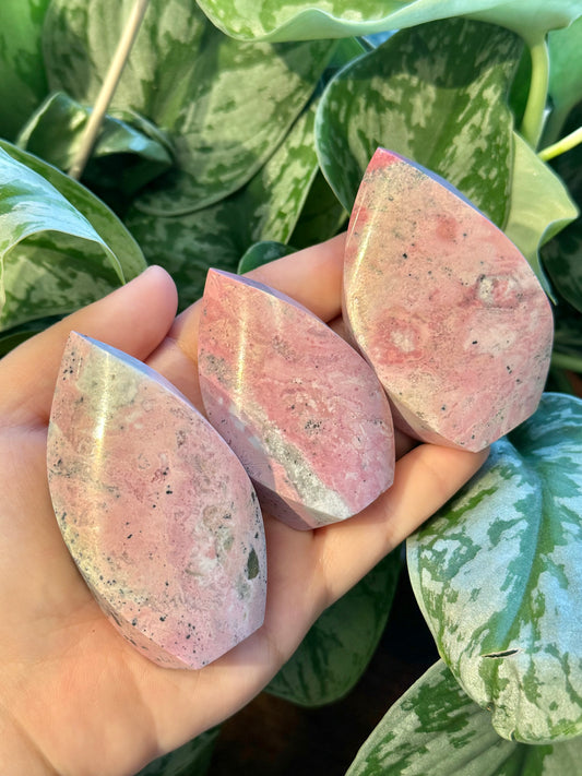 1 Peruvian pink rhodonite flame