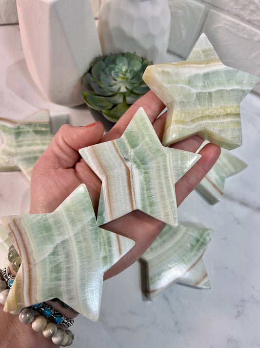 1 pistachio calcite star