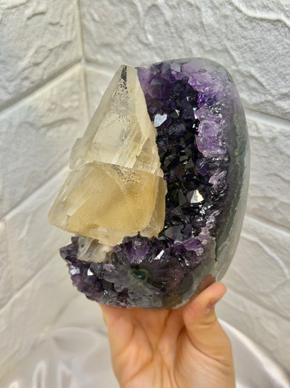 Insane deep purple juicy Uruguay amethyst with calcite B
