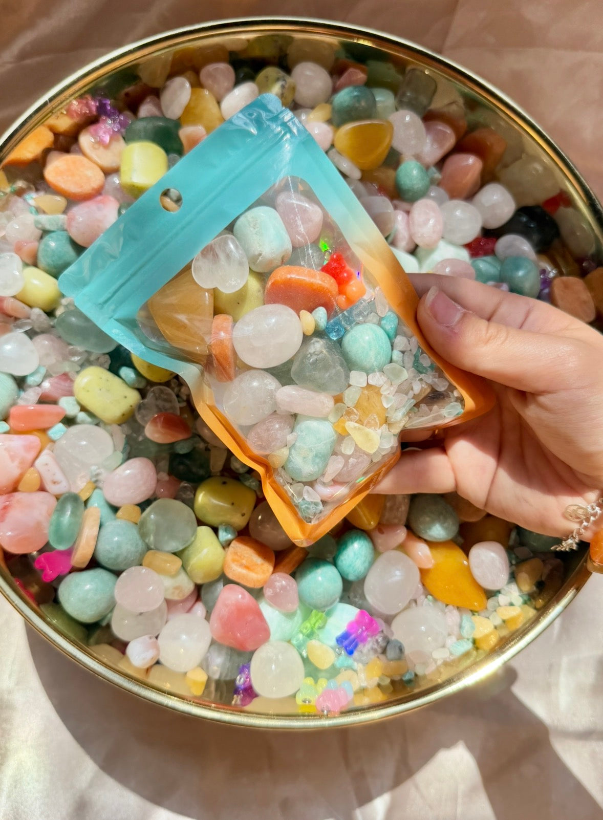 ✨NEW✨ Tutti frutti crystal confetti mix 🎉🍭🍊