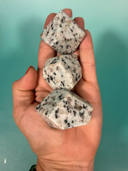 Kiwi jasper gusher