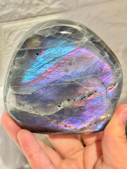 Gorgeous “unicorn flash” labradorite Freeform from Madagascar