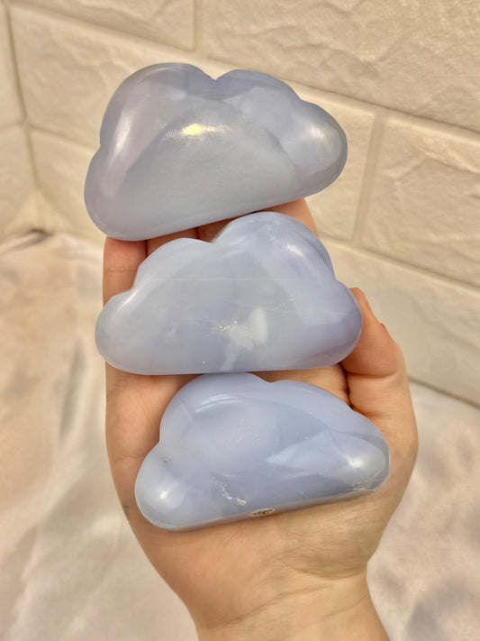 1 blue chalcedony cloud from Turkey