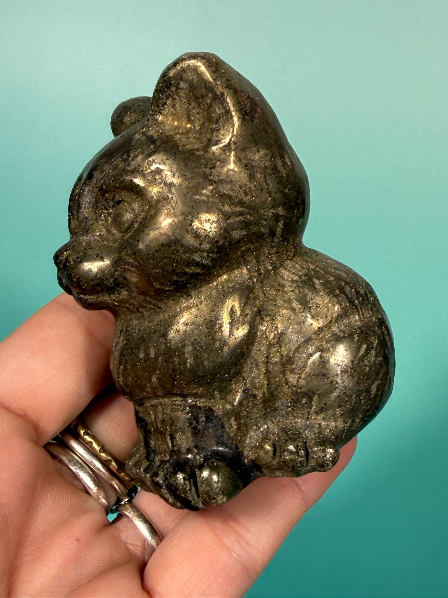 1 pyrite cat carving