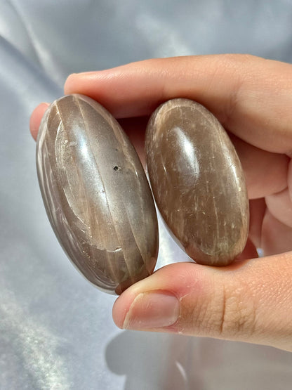 You pick! Sunstone x peach moonstone Lingham
