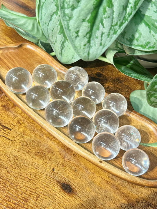 1 high quality clear quartz sphere