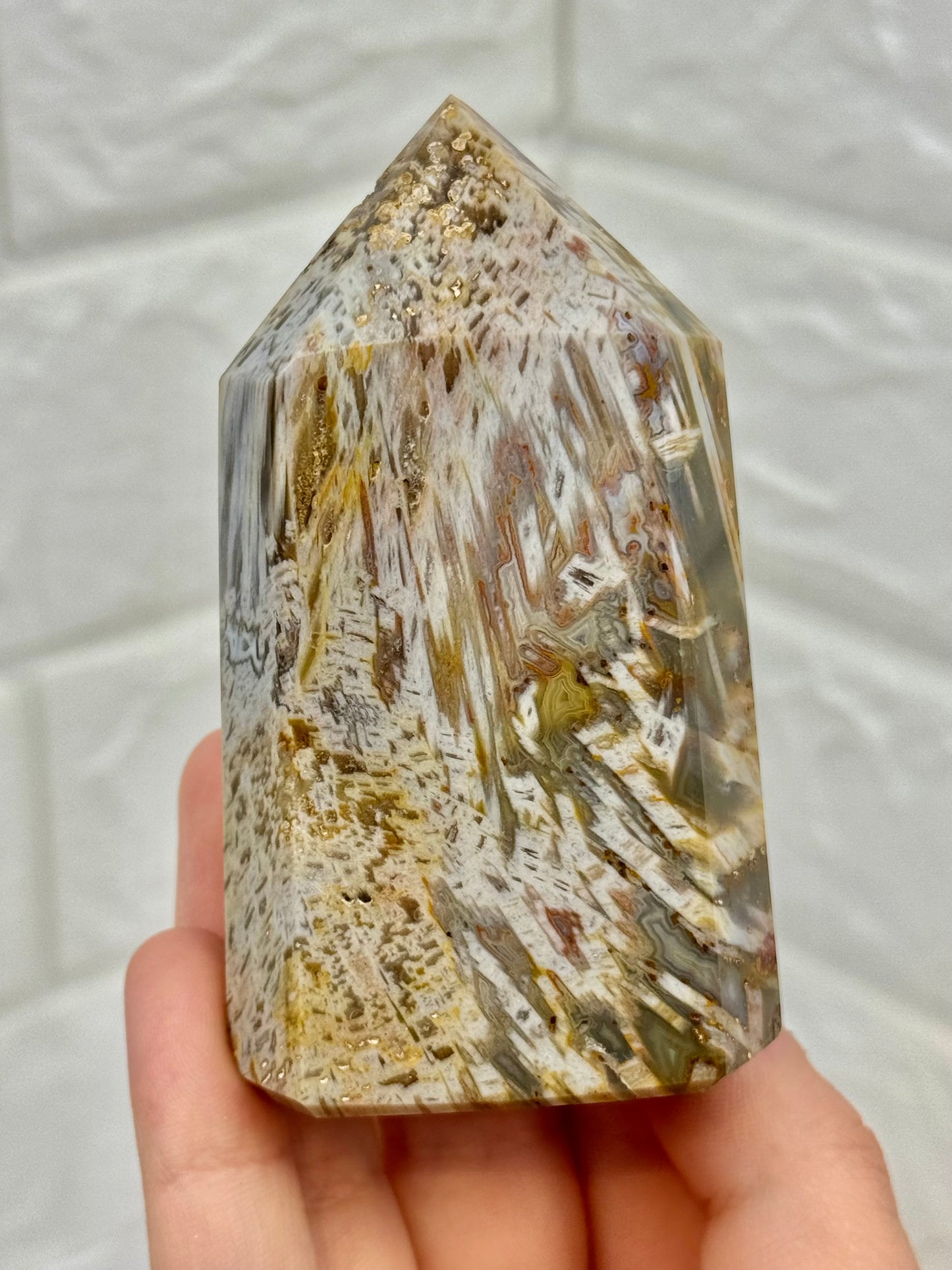 Unique sagenite agate tower from Brazil