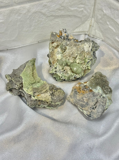 You pick! Wavellite specimens from Arkansas