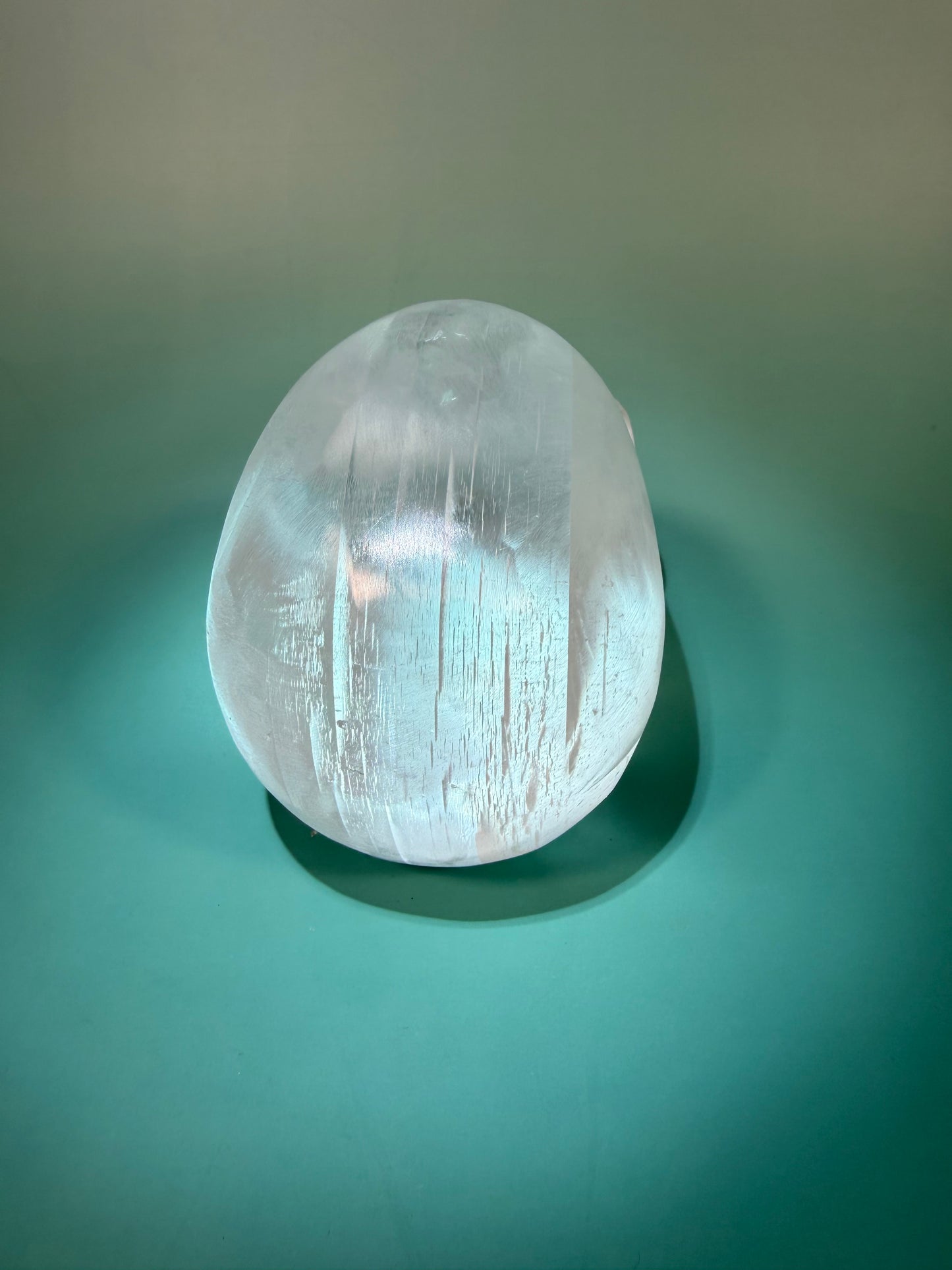 Stunning satin spar skull carving A