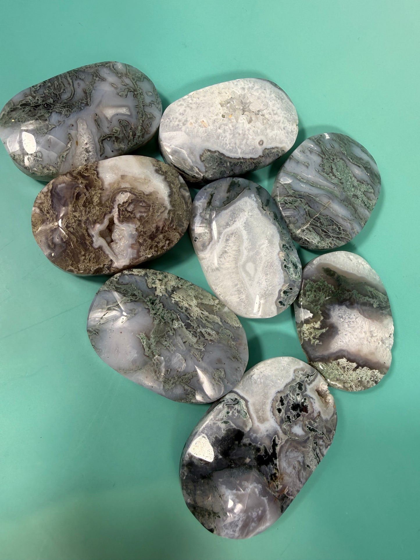 LG moss agate palm stone