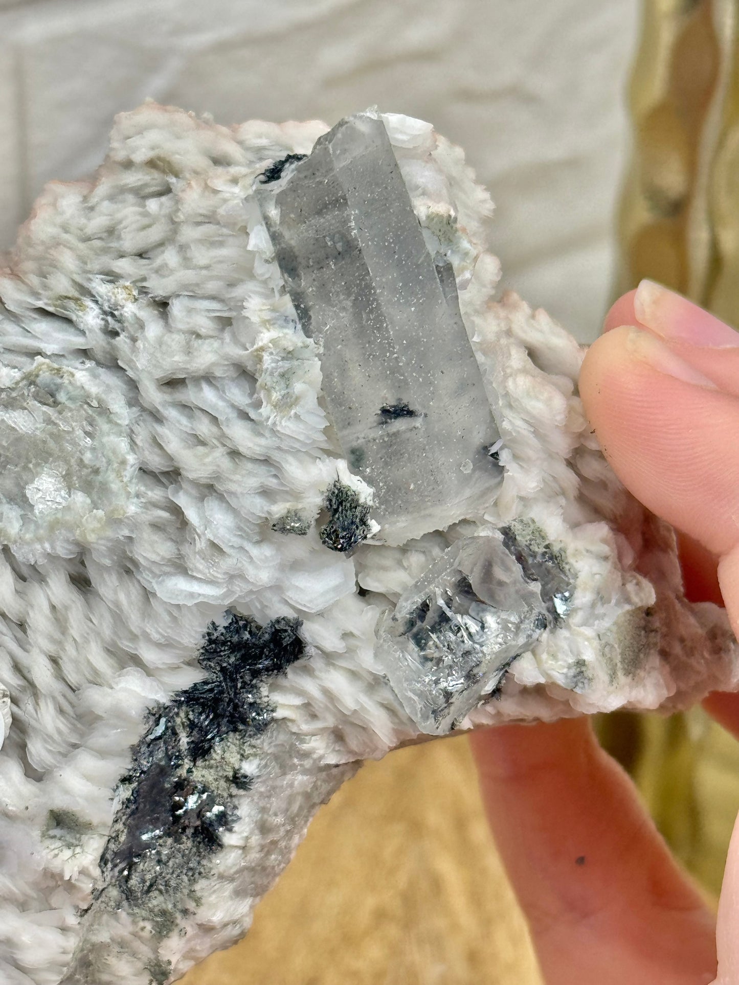 Gorgeous AAA cherry blossom calcite on quartz from China