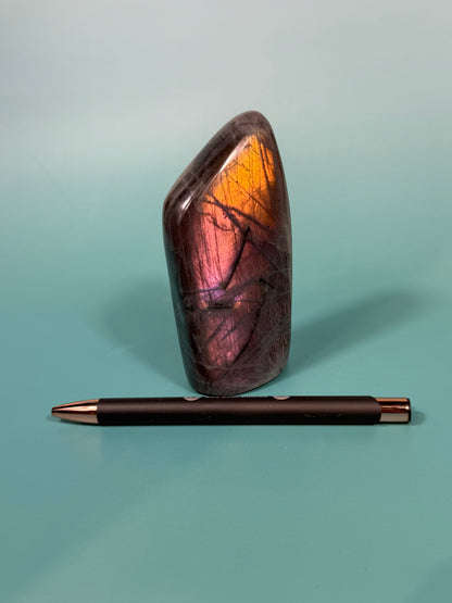 Insane pink & orange flash Labradorite Freeform I