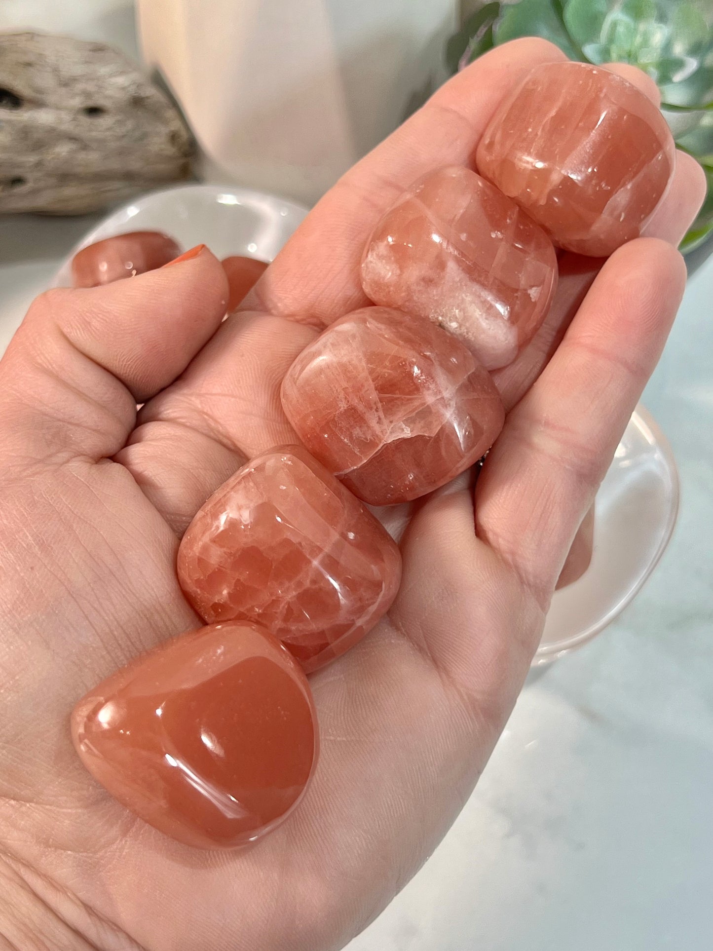 1 strawberry calcite tumble