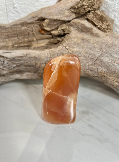 Juicy honey calcite Freeform T