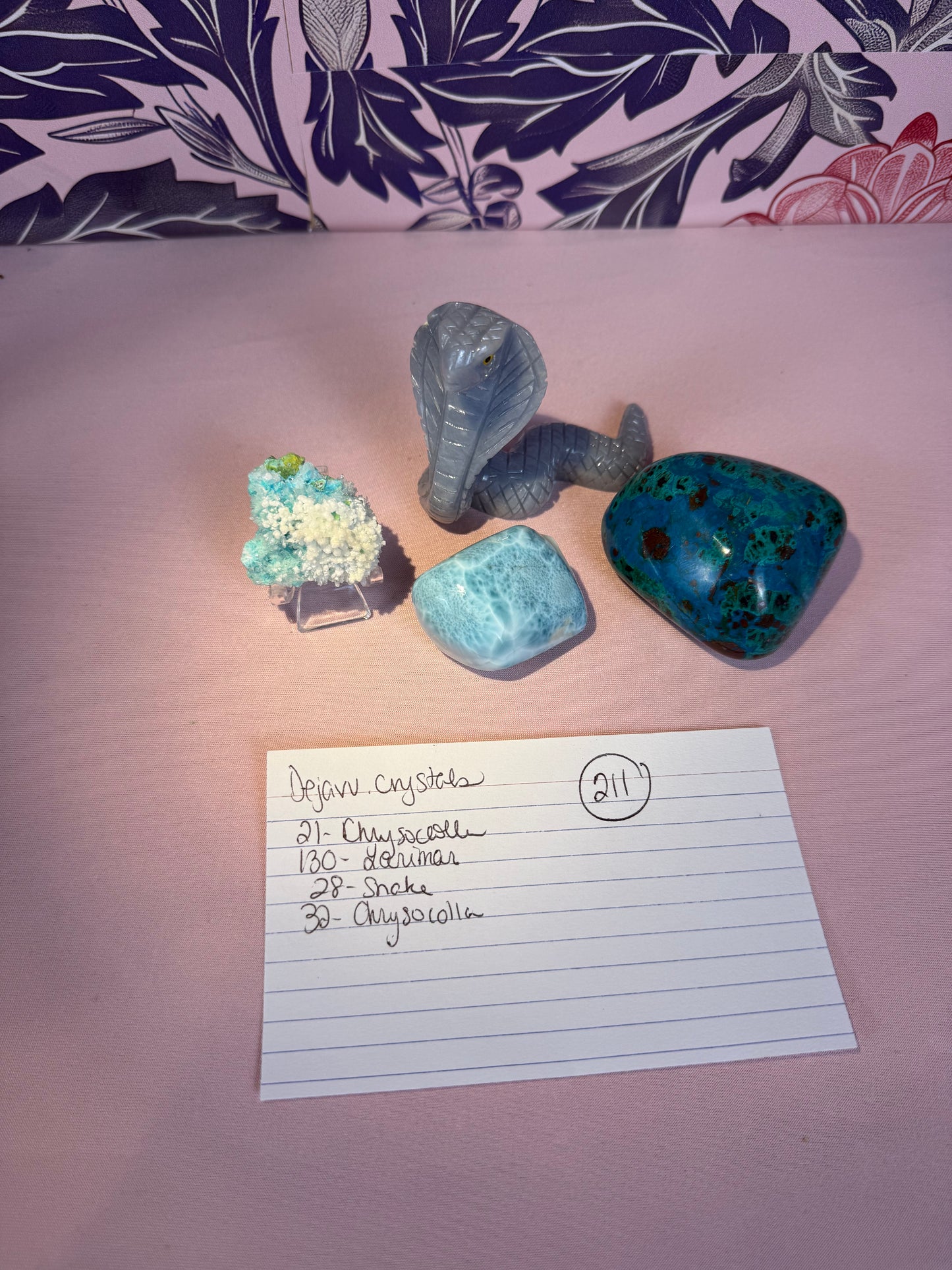 dejavu.crystals