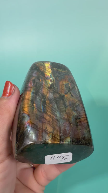 Stunning bright flash labradorite Freeform H
