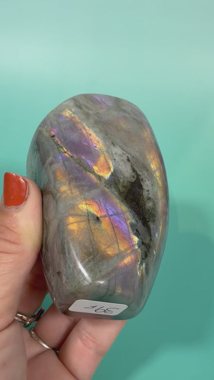 Stunning sunset flash labradorite Freeform F