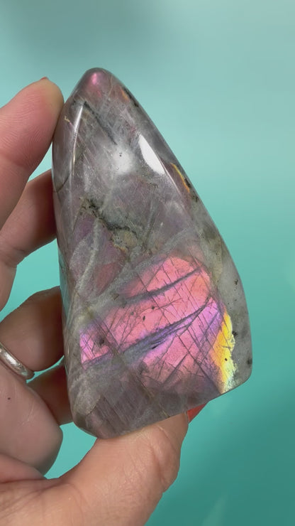 Pink flash labradorite Freeform P