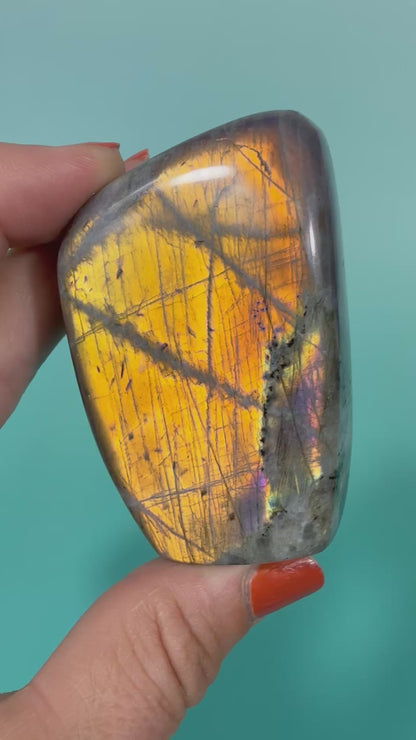 Orange / Purple flash small Labradorite free form AA